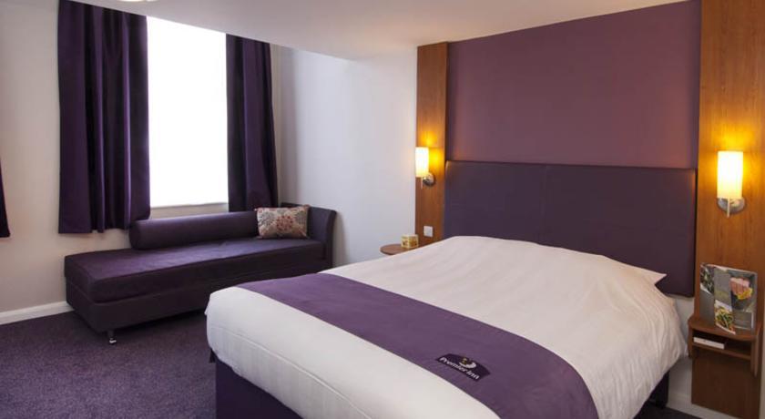 Premier Inn Uttoxeter Habitación foto