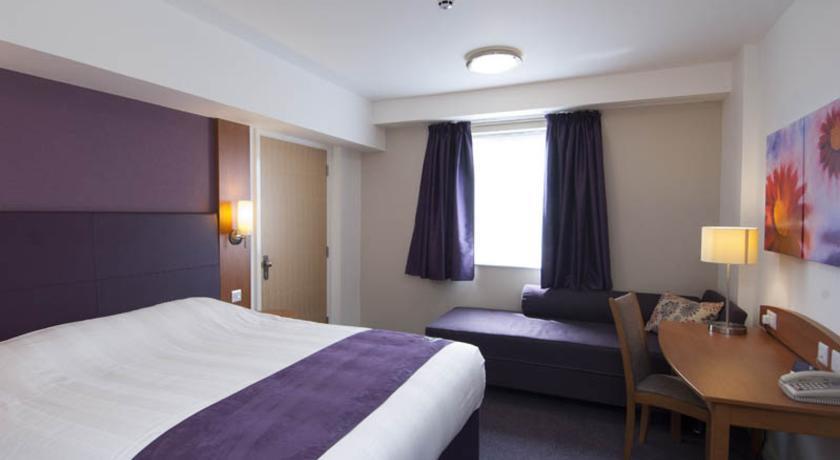 Premier Inn Uttoxeter Habitación foto